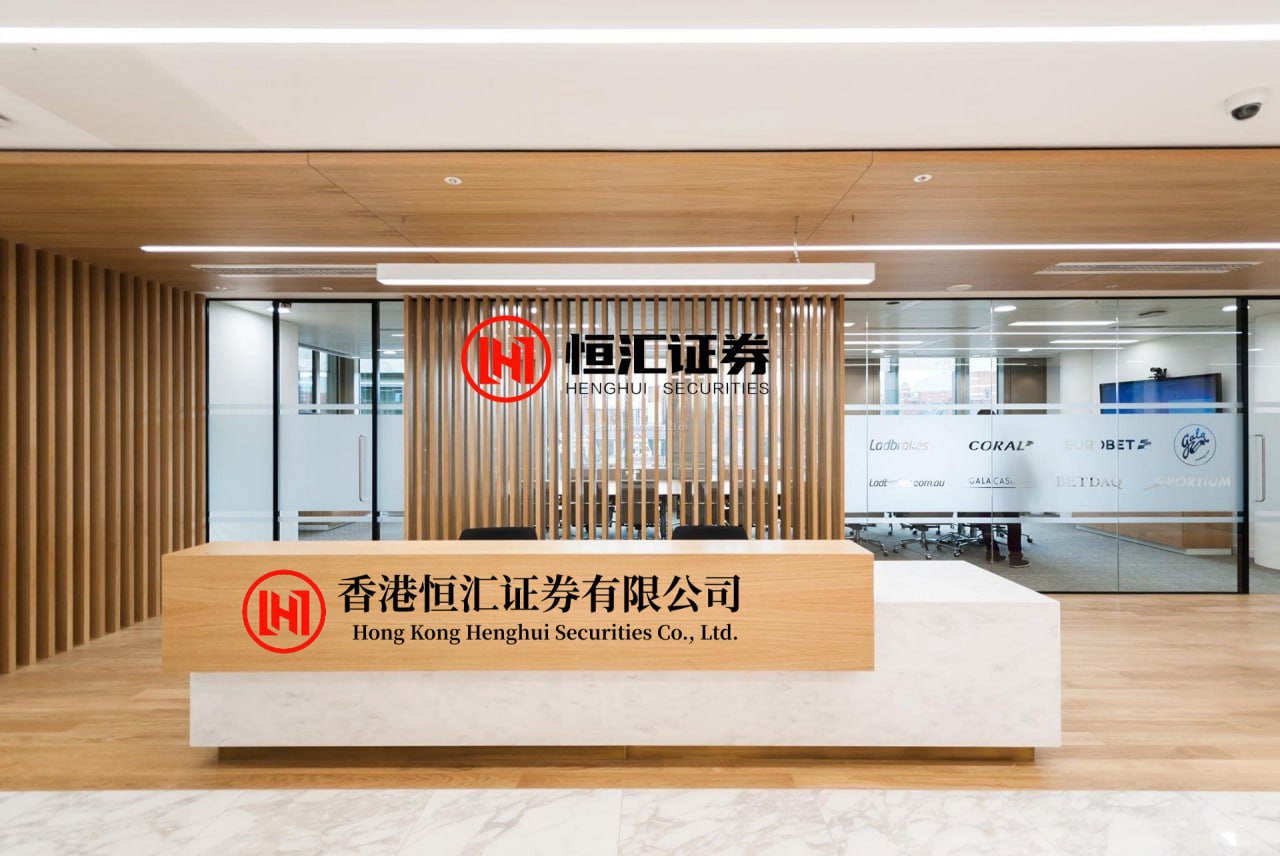 创融界配资平台 海南陵水富力海洋欢乐世界在哪个湾？海南陵水富力海洋欢乐世界，明确坐落于海南省陵水黎族自治县的黎安湾（又称黎安港、黎安泻湖），具体位于黎安镇黎安港畔，地处黎安湾核心滨海区域，是黎安湾文旅产业的核心地标，也是依托黎安湾独特的滨海资源打造的大型海洋主题度假区。要彻底弄清“为何是黎安湾”，...